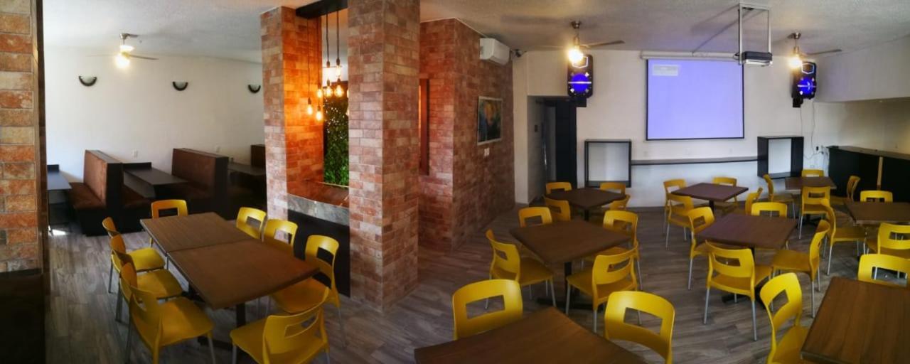 Hotel Delf-Inn كويرنافاكا المظهر الخارجي الصورة
