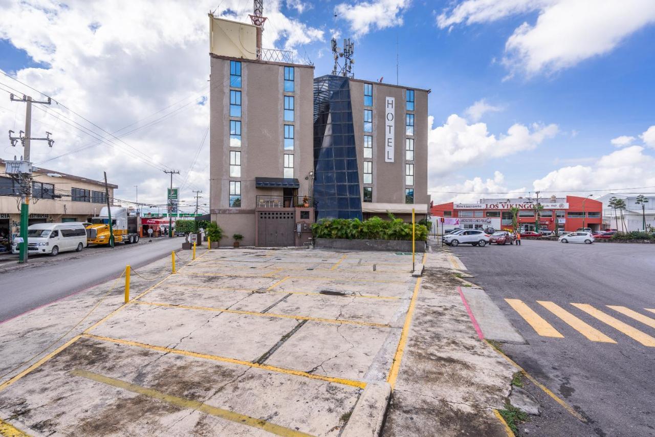 Hotel Delf-Inn كويرنافاكا المظهر الخارجي الصورة